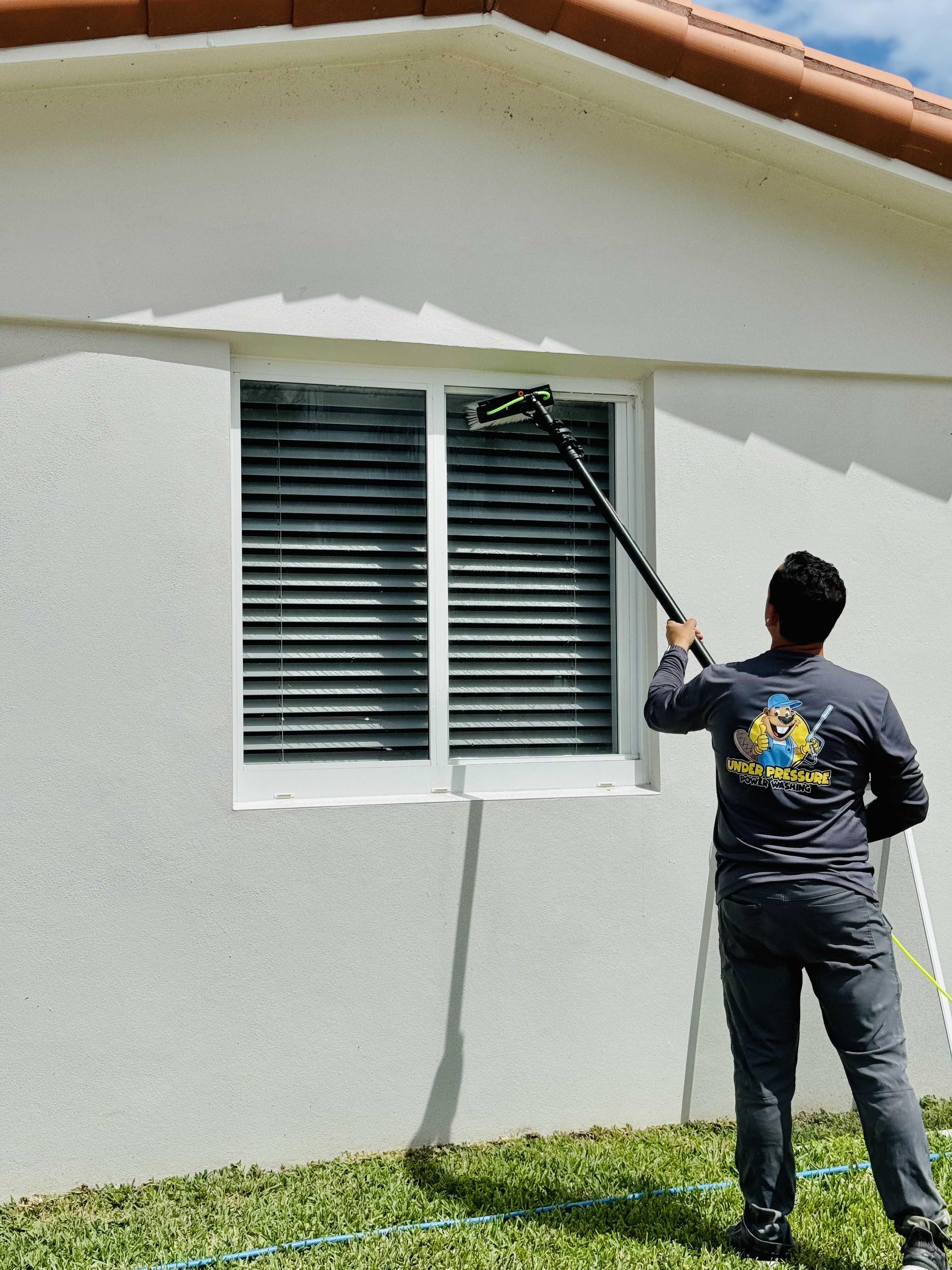 Top Quality Driveway and Window Cleaning in Kendall, FL
