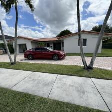 Top-Quality-Driveway-and-Window-Cleaning-in-Kendall-FL 1